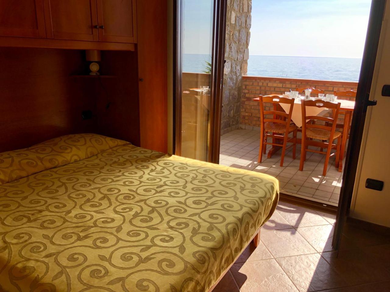 Residence Le Palme - Appartamenti Sul Mare - Spiaggia Tra Palinuro E Caprioli Pisciotta Exterior foto